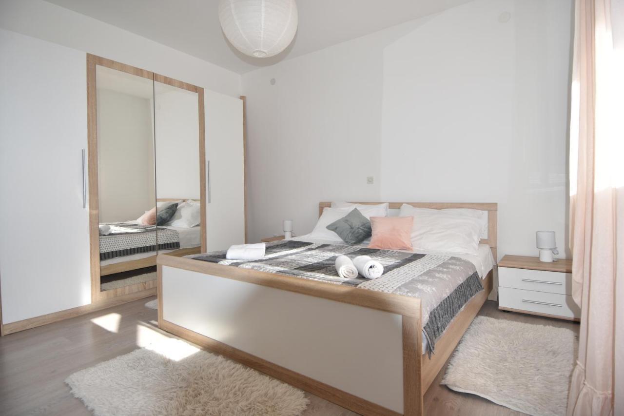Apartment *Biba* Dugi Rat Eksteriør bilde