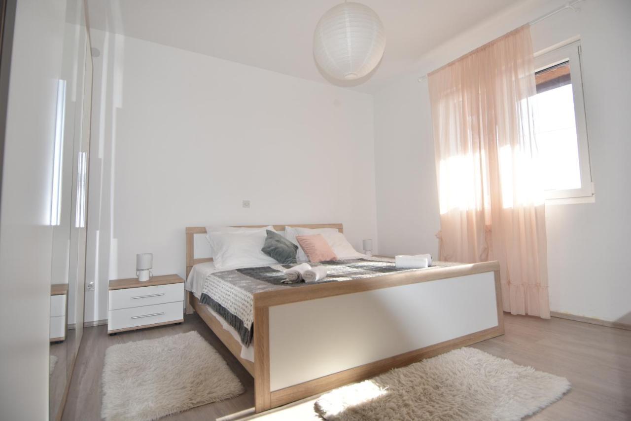 Apartment *Biba* Dugi Rat Eksteriør bilde