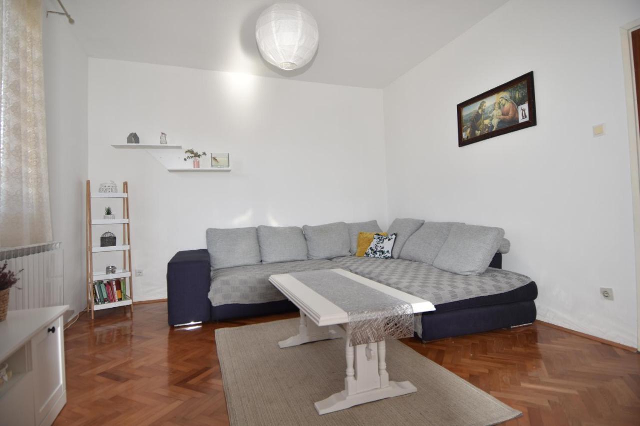 Apartment *Biba* Dugi Rat Eksteriør bilde