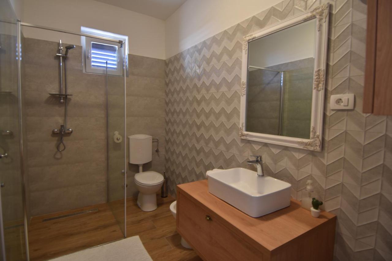 Apartment *Biba* Dugi Rat Eksteriør bilde