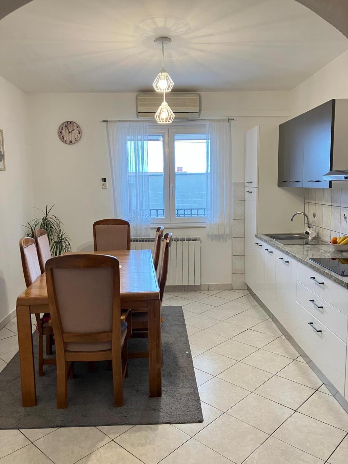 Apartment *Biba* Dugi Rat Eksteriør bilde